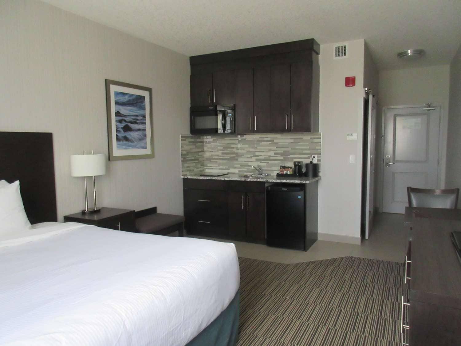 Best Western Plus Airdrie Gateway מראה חיצוני תמונה