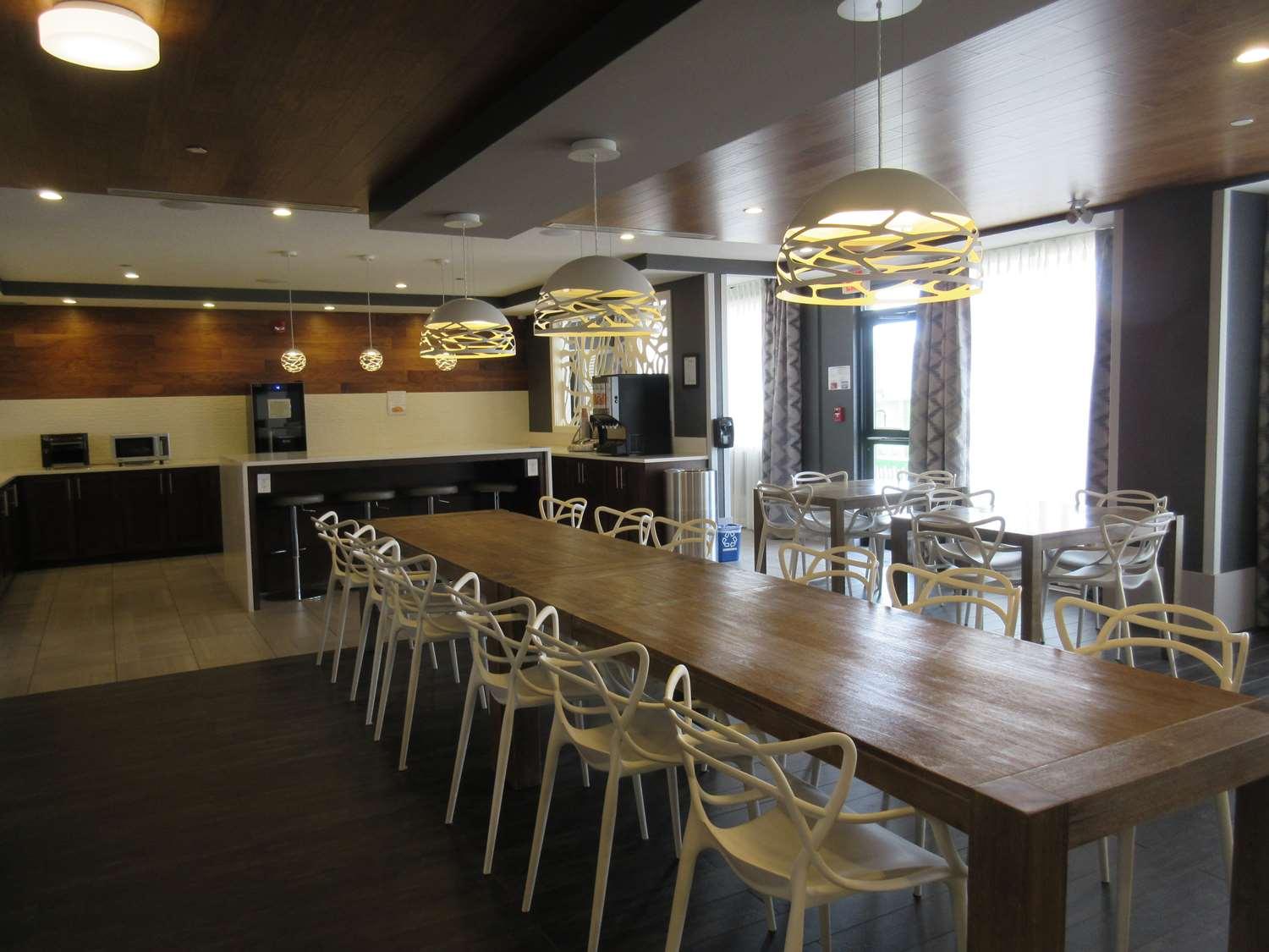 Best Western Plus Airdrie Gateway מראה חיצוני תמונה