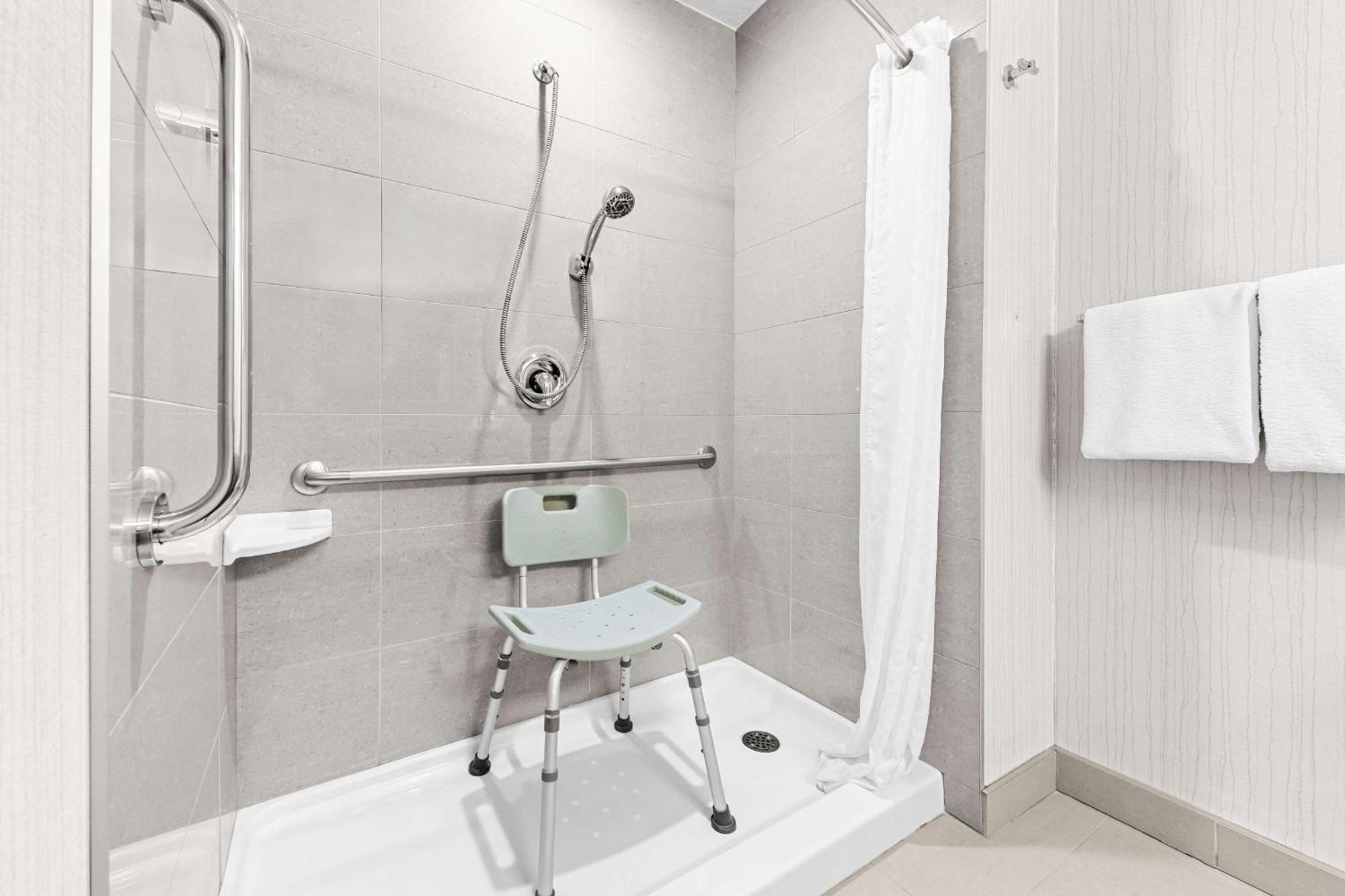 Best Western Plus Airdrie Gateway מראה חיצוני תמונה